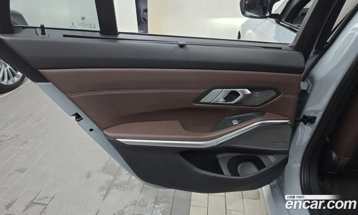 BMW 3 серия 2024 3.0 автомат (гидро), фото 15
