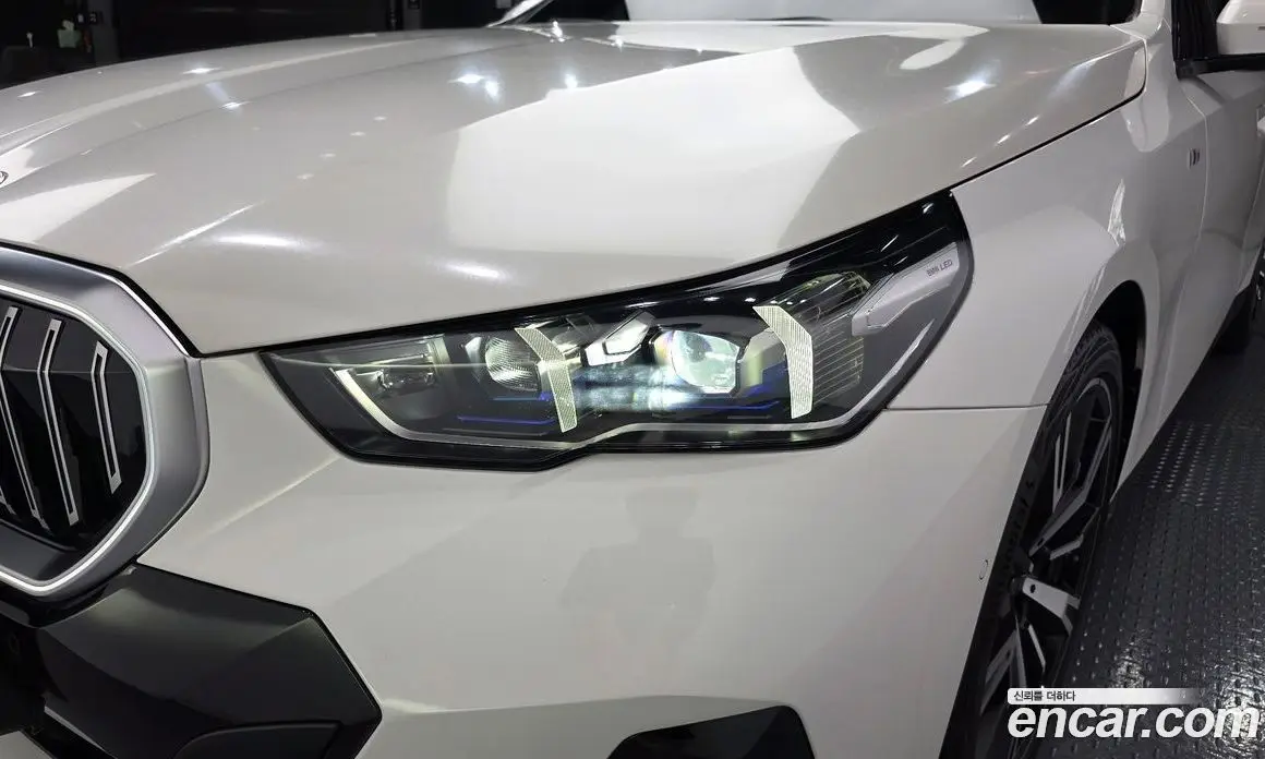 BMW 5 серия 2023 2.0 автомат (гидро), фото 8