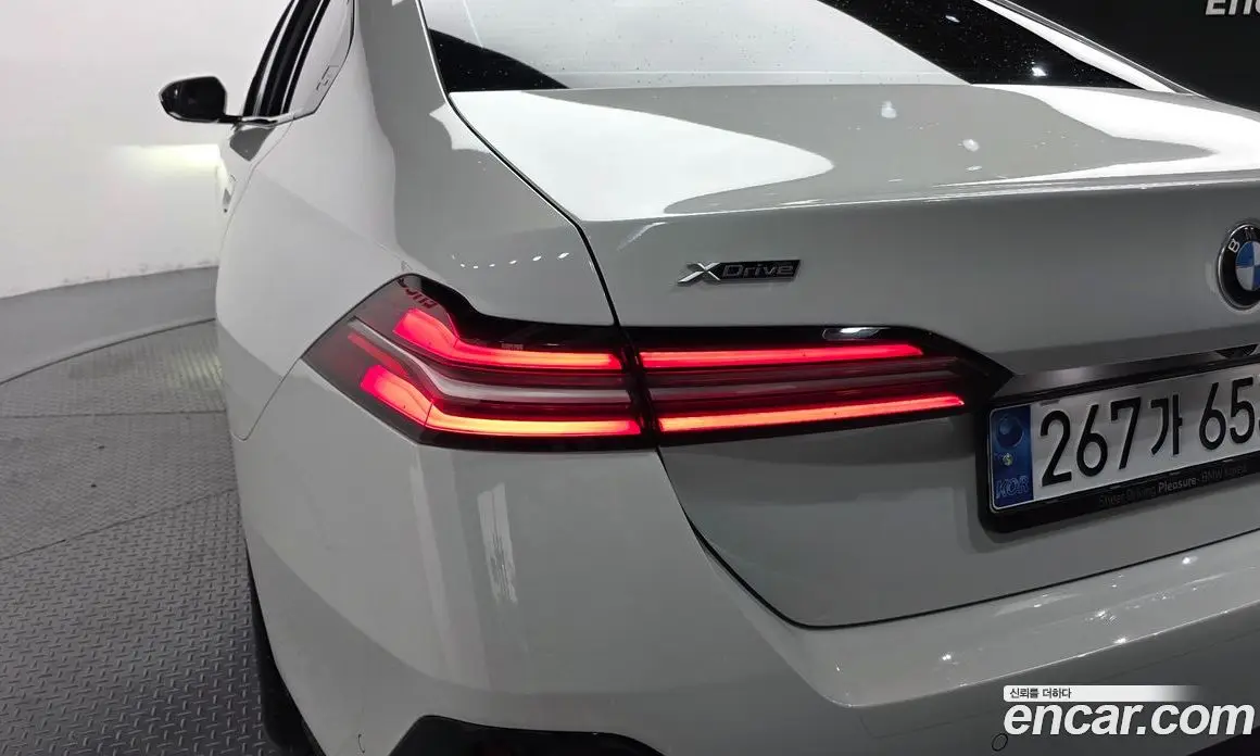 BMW 5 серия 2023 2.0 автомат (гидро), фото 9