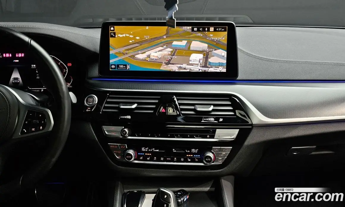 BMW 5 серия 2023 2.0 автомат (гидро), фото 21