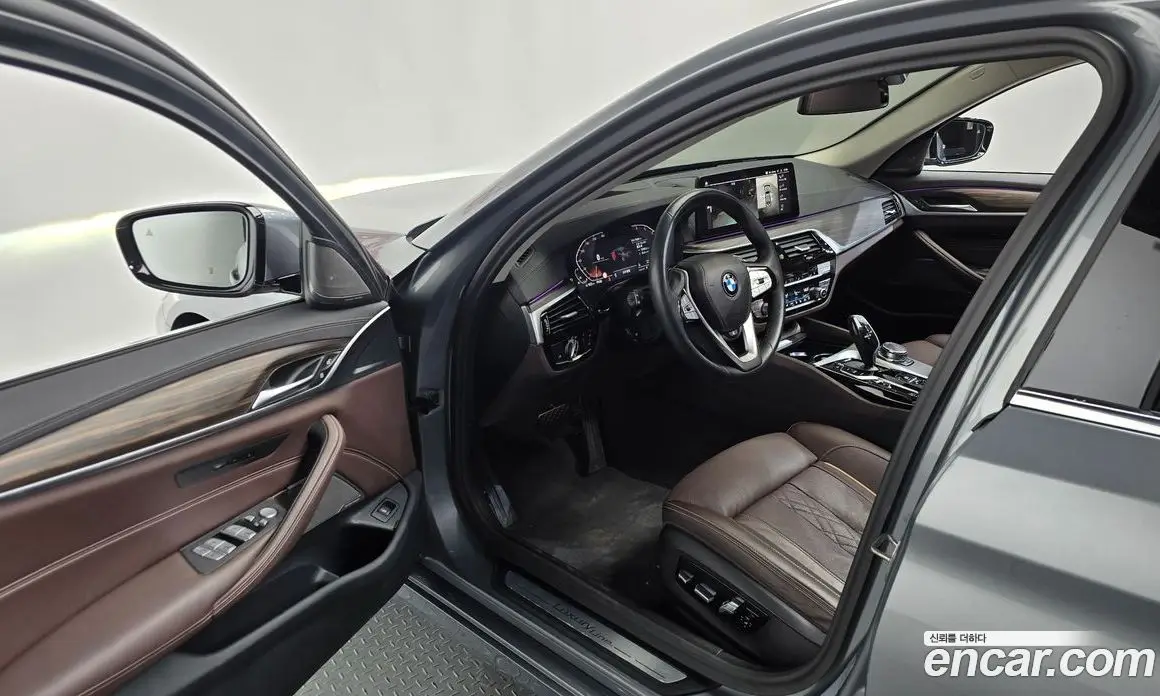 BMW 5 серия 2023 2.0 автомат (гидро), фото 13