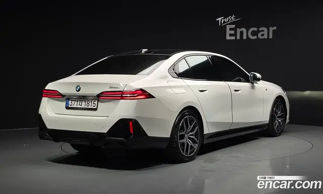 BMW 5 серия 2025 2.0 автомат (гидро), миниатюра 1