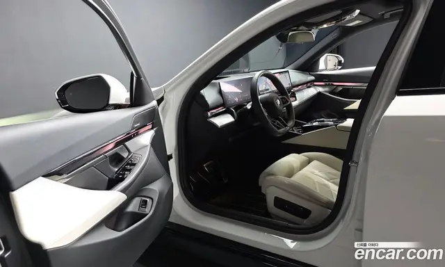 BMW 5 серия 2025 2.0 автомат (гидро), миниатюра 12