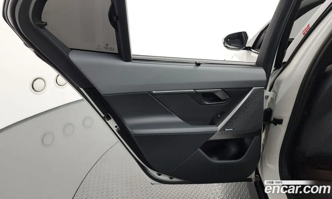 BMW 5 серия 2025 2.0 автомат (гидро), фото 15