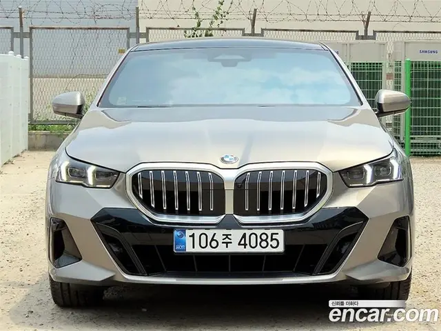 BMW 5 серия 2025 2.0 автомат (гидро), миниатюра 1