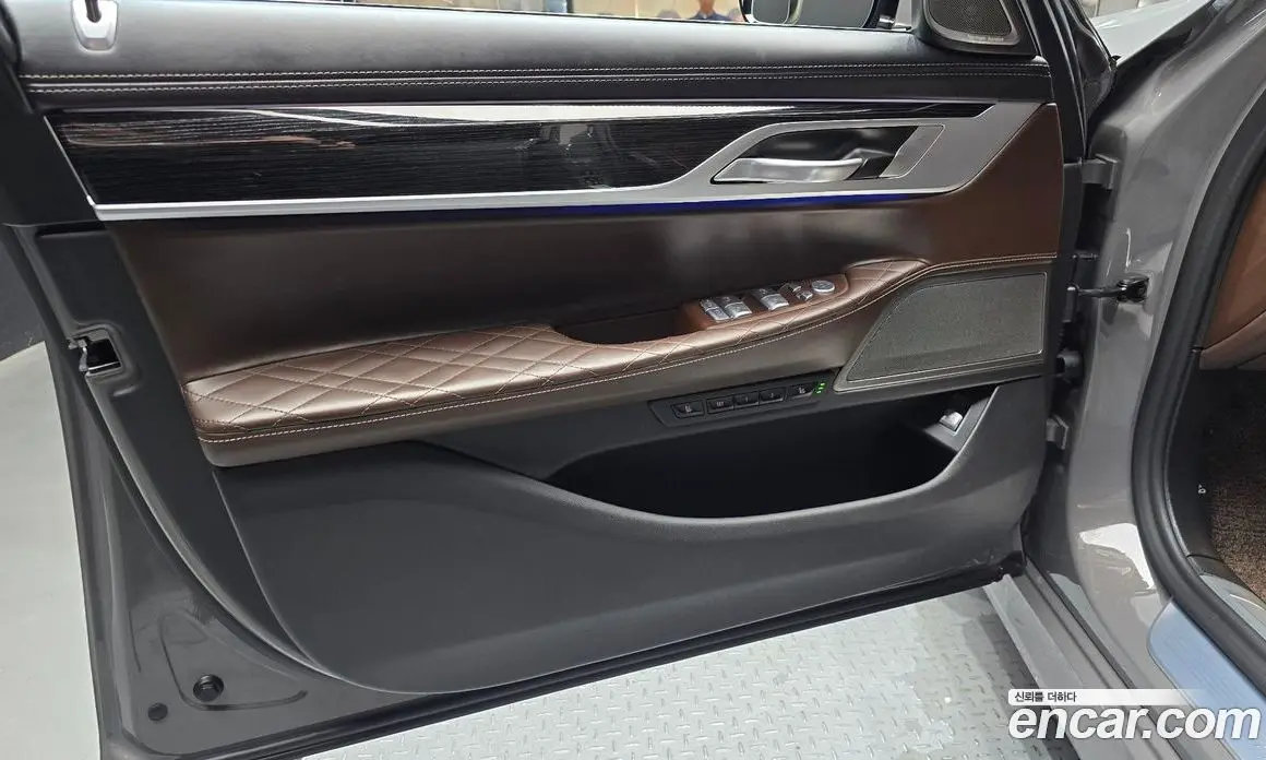 BMW 7 серия 2021 3.0 автомат (гидро), фото 14