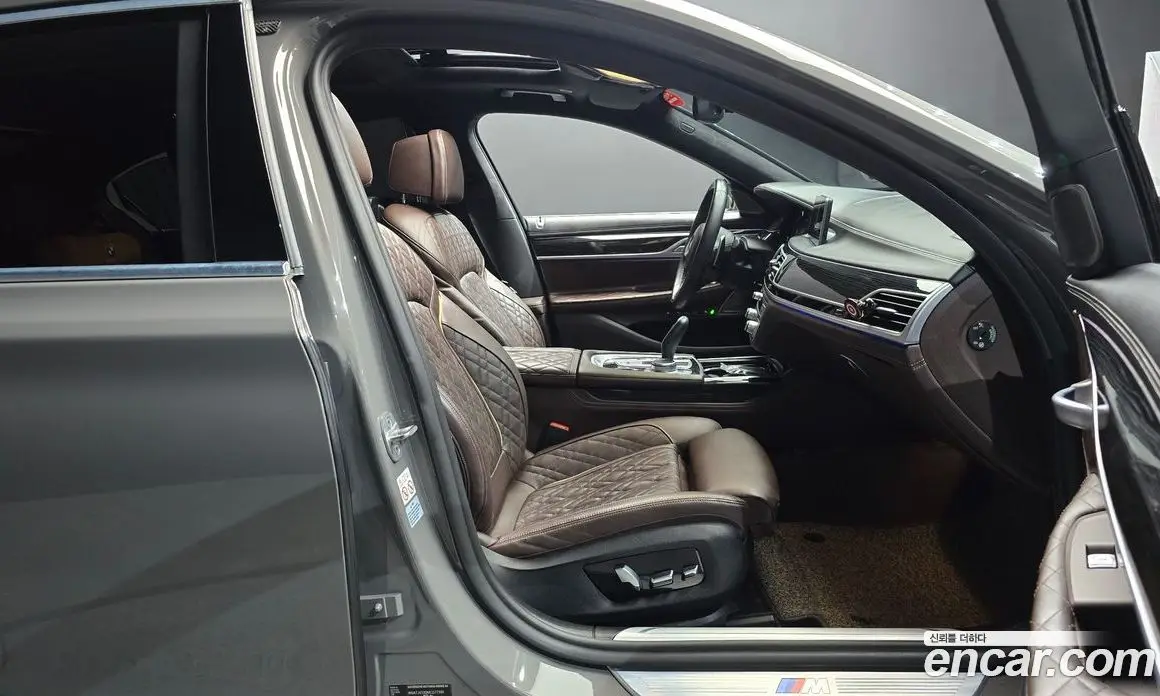 BMW 7 серия 2021 3.0 автомат (гидро), фото 16