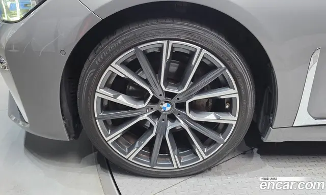 BMW 7 серия 2021 3.0 автомат (гидро), миниатюра 5