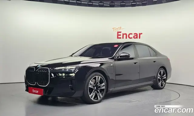 BMW 7 серия 2025 3.0 автомат (гидро), миниатюра 1