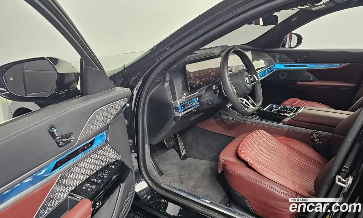 BMW 7 серия 2025 3.0 автомат (гидро), фото 10