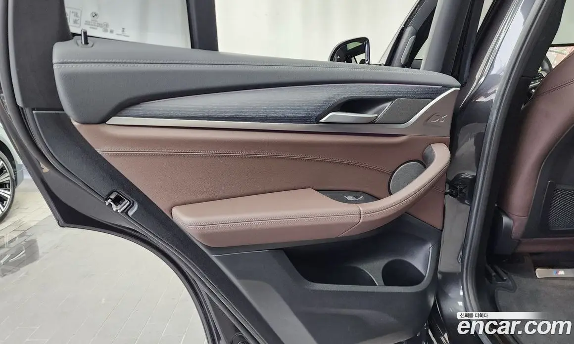 BMW iX3 2023 0.2 автомат (гидро), фото 14