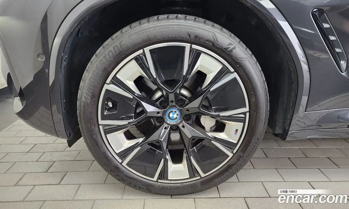 BMW iX3 2023 0.2 автомат (гидро), фото 4