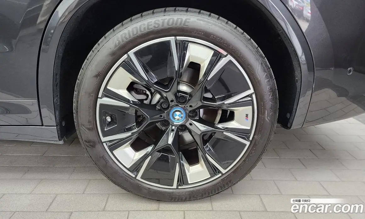 BMW iX3 2023 0.2 автомат (гидро), фото 6