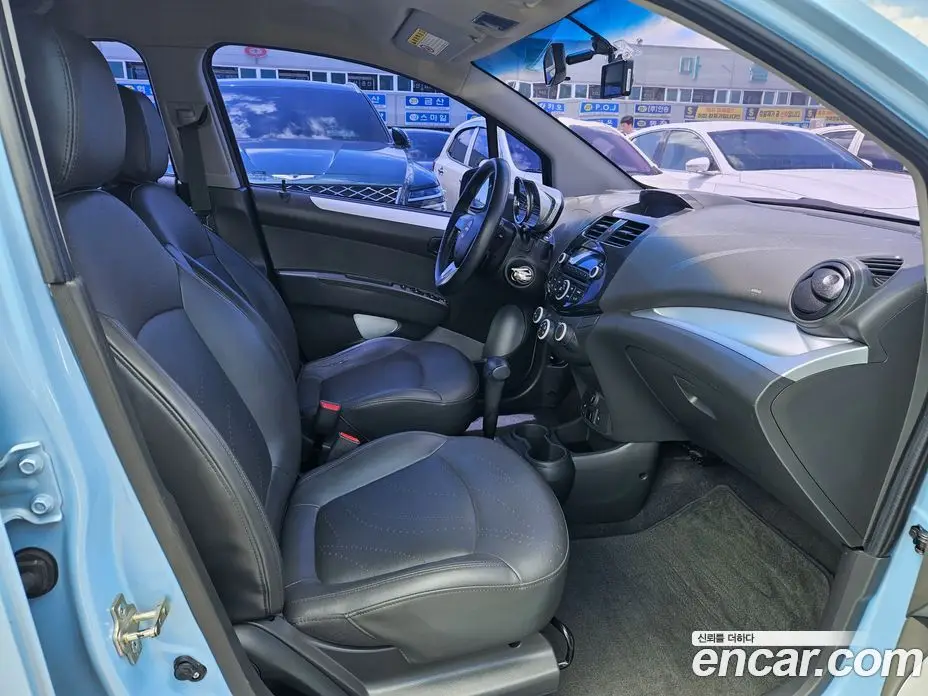 Chevrolet Spark 2013 1.0 автомат (гидро), фото 12