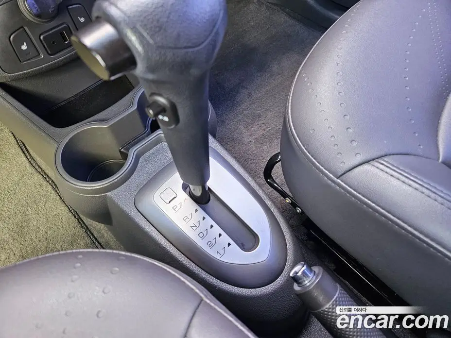 Chevrolet Spark 2013 1.0 автомат (гидро), фото 9