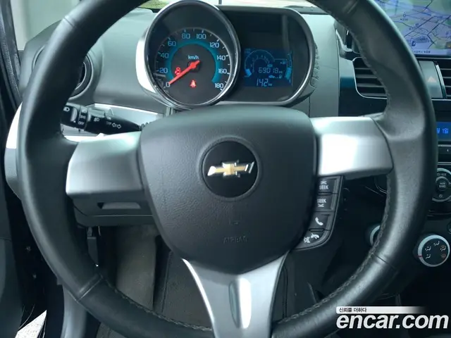Chevrolet Spark 2014 1.0 автомат (гидро), миниатюра 12