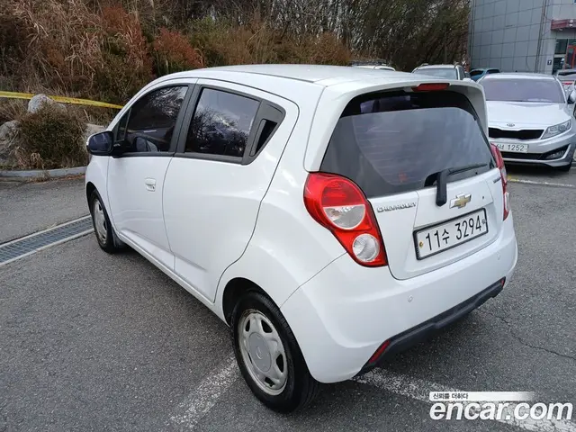 Chevrolet Spark 2015 1.0 автомат (гидро), миниатюра 2