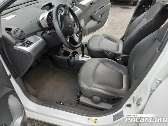 Chevrolet Spark 2015 1.0 автомат (гидро), миниатюра 11