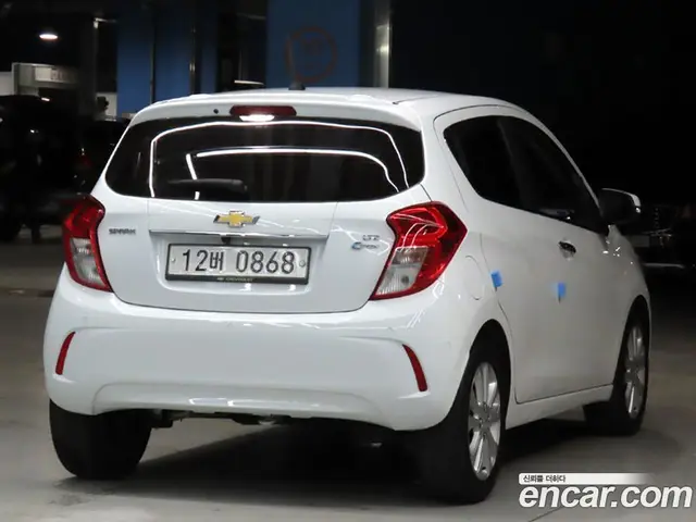 Chevrolet Spark 2015 1.0 автомат (гидро), миниатюра 2