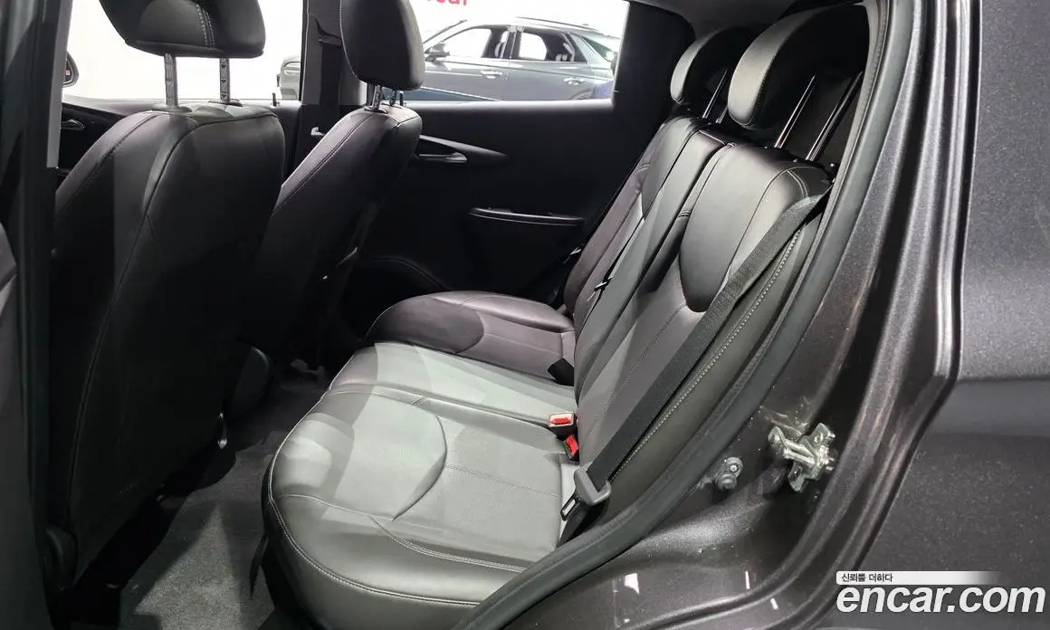 Chevrolet Spark 2015 1.0 автомат (гидро), фото 17