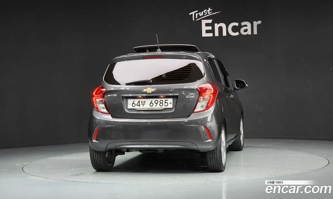Chevrolet Spark 2015 1.0 автомат (гидро), фото 4