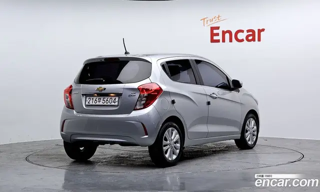 Chevrolet Spark 2016 1.0 автомат (гидро), миниатюра 2