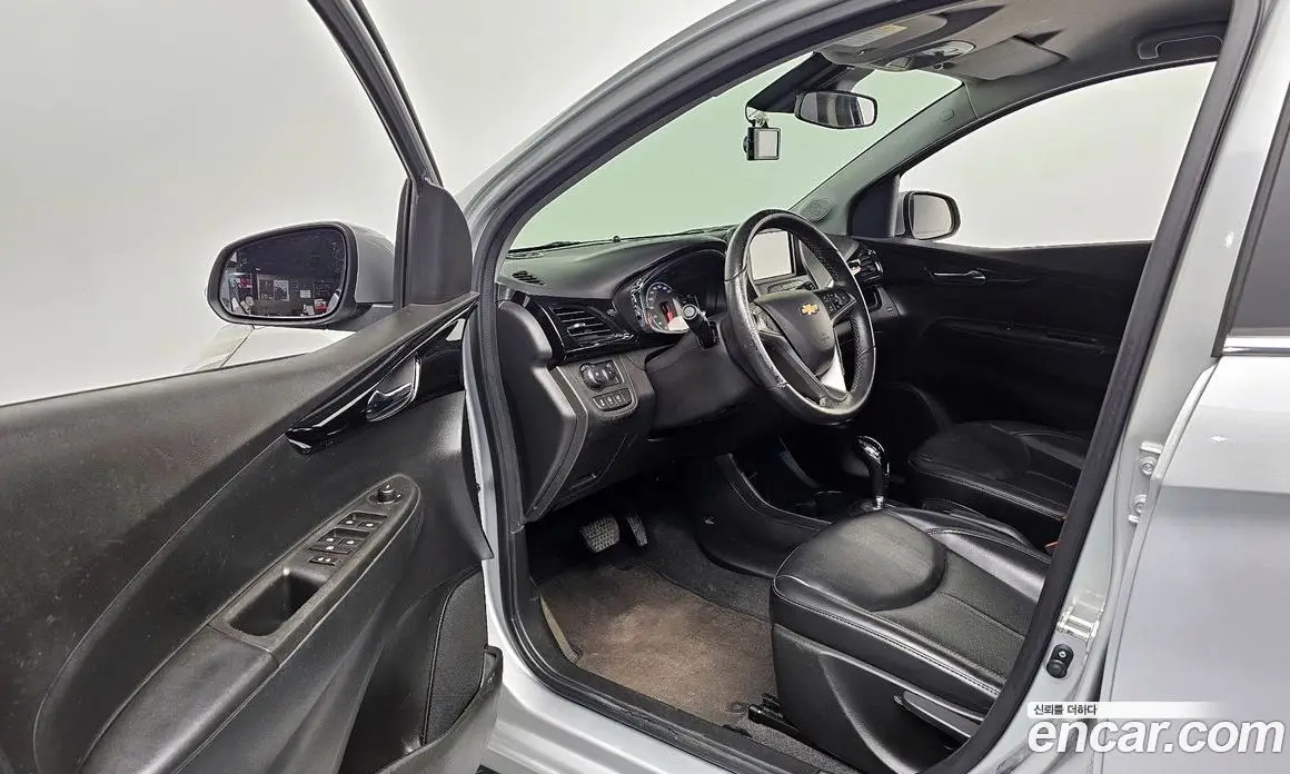 Chevrolet Spark 2016 1.0 автомат (гидро), фото 11