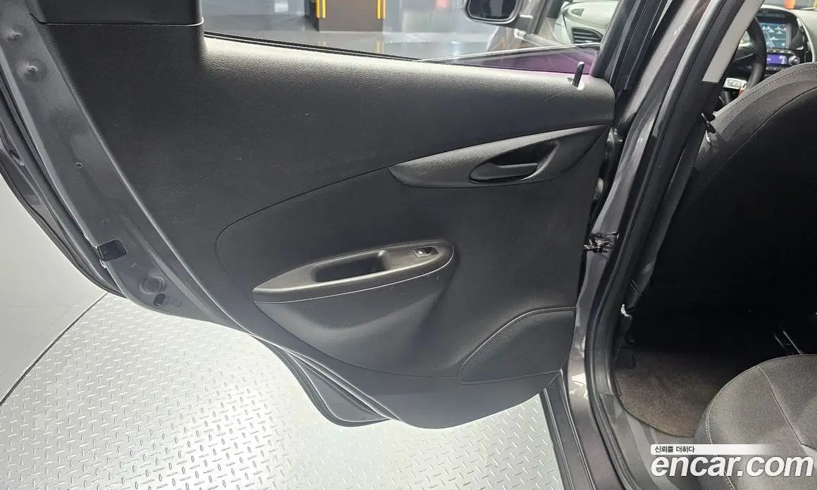 Chevrolet Spark 2016 1.0 автомат (гидро), фото 15