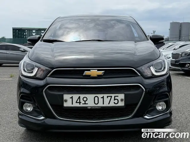 Chevrolet Spark 2016 1.0 автомат (гидро), миниатюра 1
