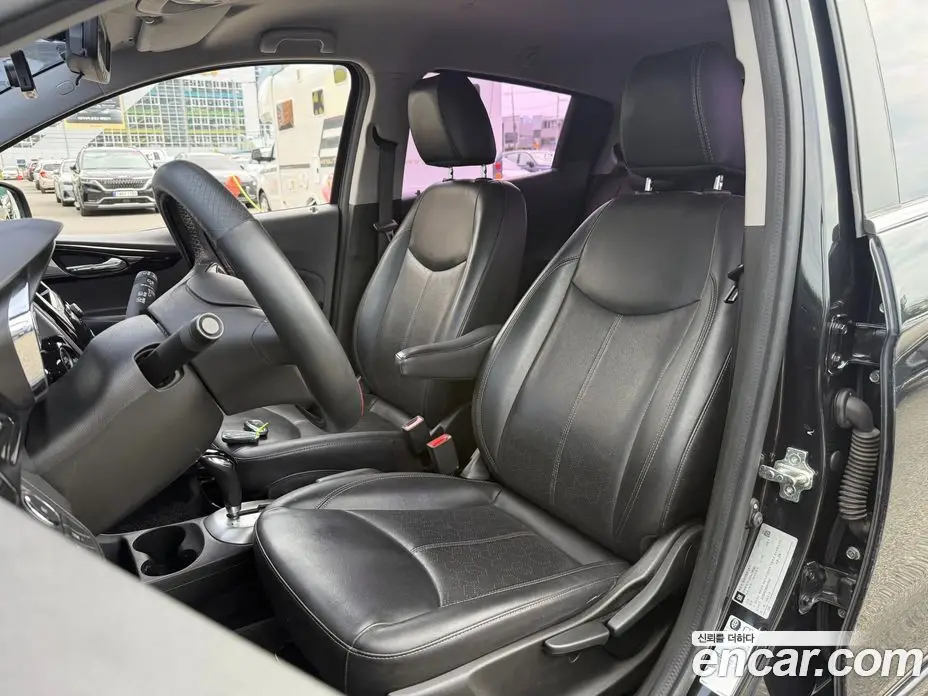 Chevrolet Spark 2016 1.0 автомат (гидро), фото 10