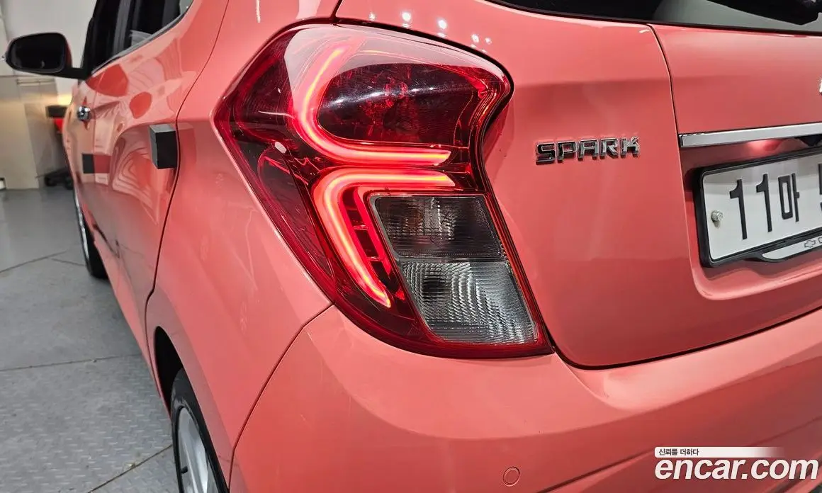 Chevrolet Spark 2018 1.0 автомат (гидро), фото 9