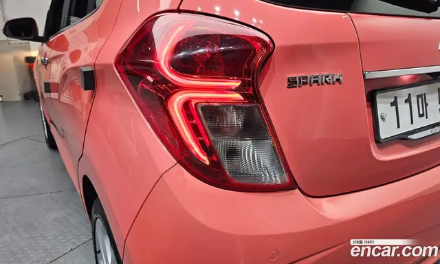 Chevrolet Spark 2018 1.0 автомат (гидро), миниатюра 9