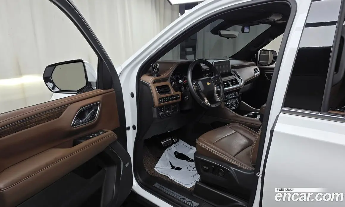 Chevrolet Surburban 2021 6.2 автомат (гидро), фото 13