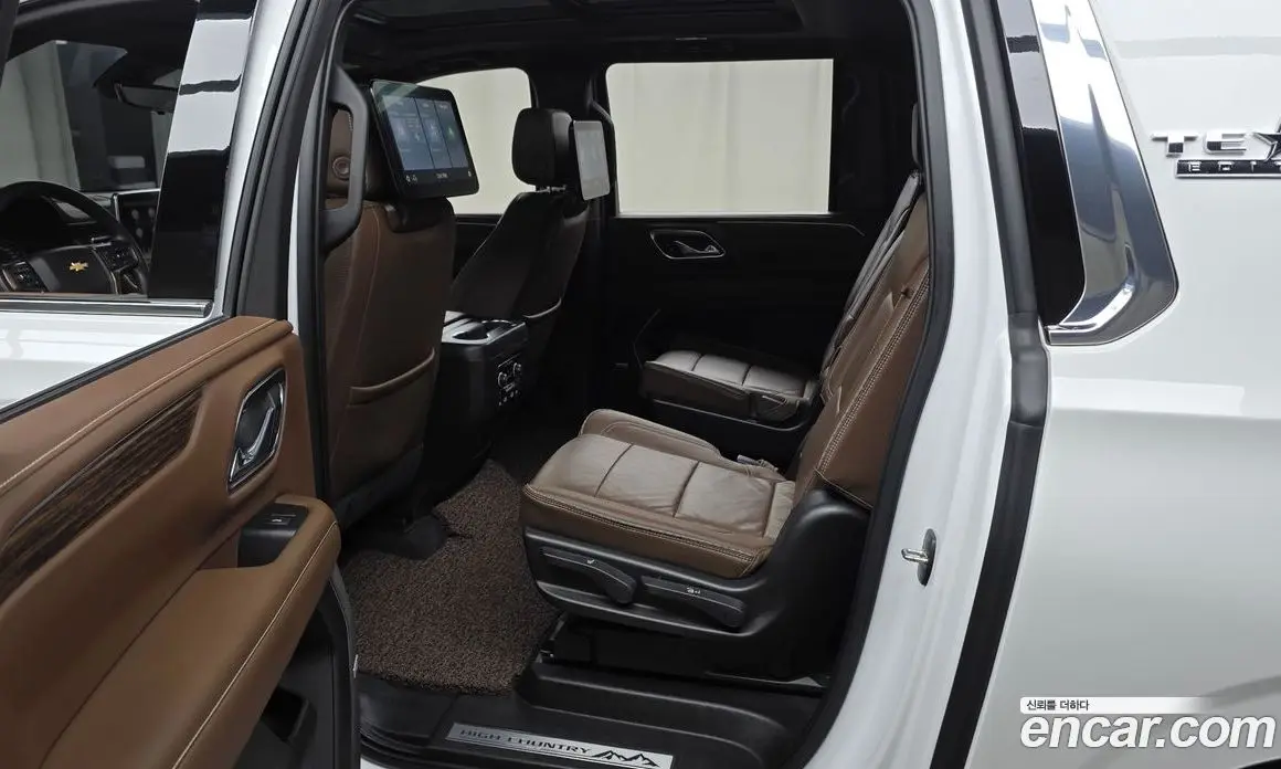 Chevrolet Surburban 2021 6.2 автомат (гидро), фото 19