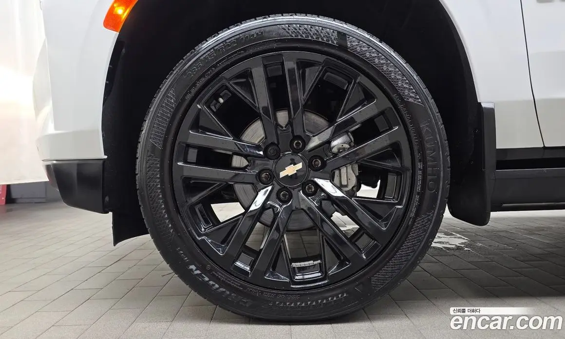 Chevrolet Surburban 2021 6.2 автомат (гидро), фото 5