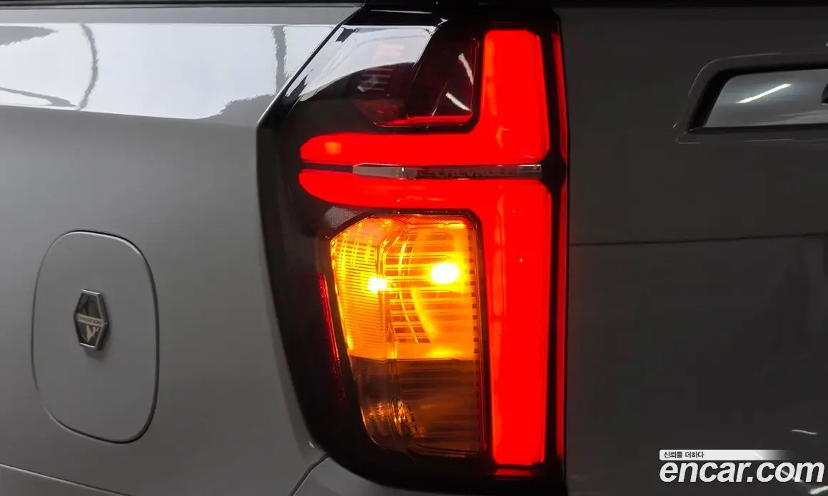 Chevrolet Surburban 2021 6.2 автомат (гидро), фото 9