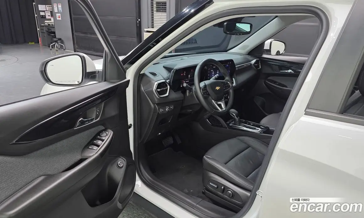 Chevrolet TrailBlazer 2023 1.3 автомат (гидро), фото 13