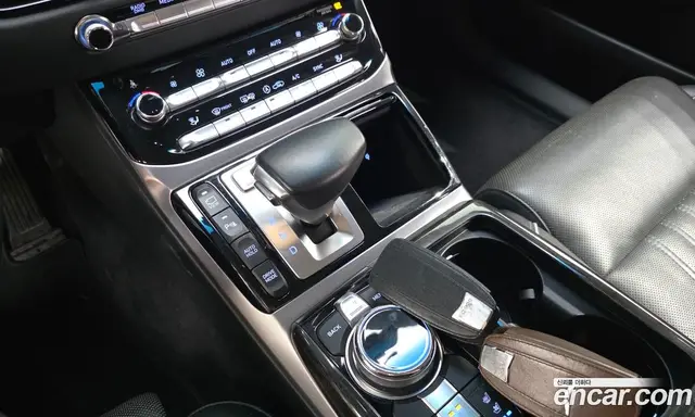 Genesis EQ900 2016 5.0 автомат (гидро), миниатюра 9