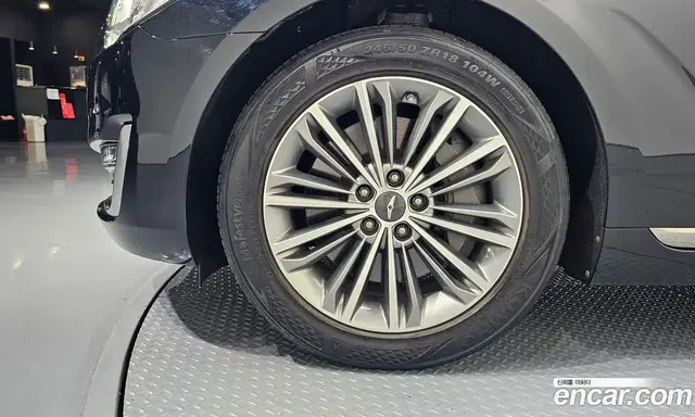 Genesis EQ900 2017 3.8 автомат (гидро), миниатюра 5