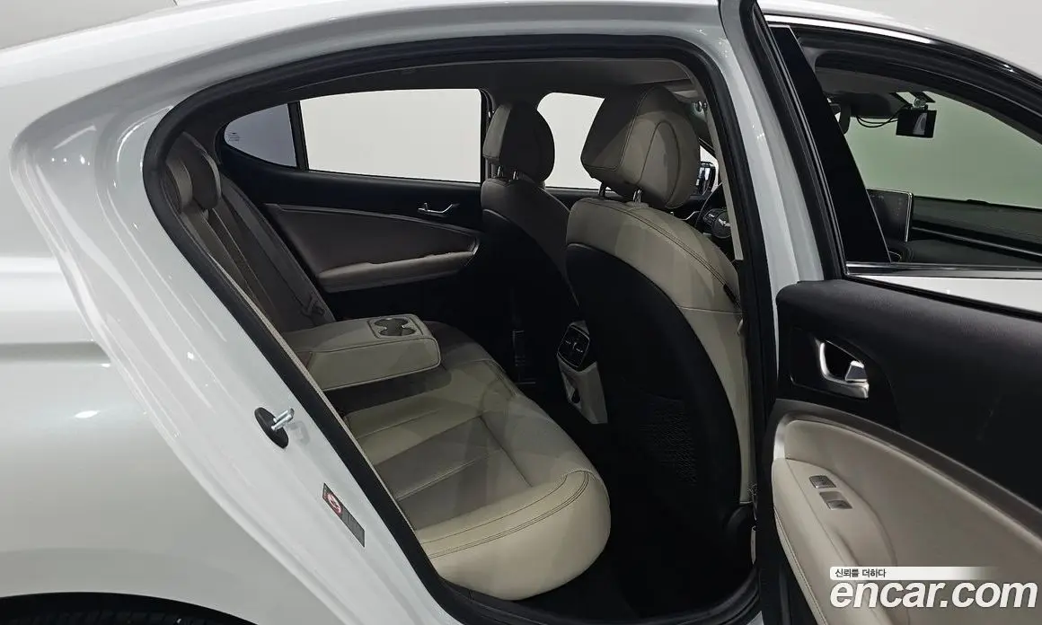 Genesis G70 2019 2.0 автомат (гидро), фото 16