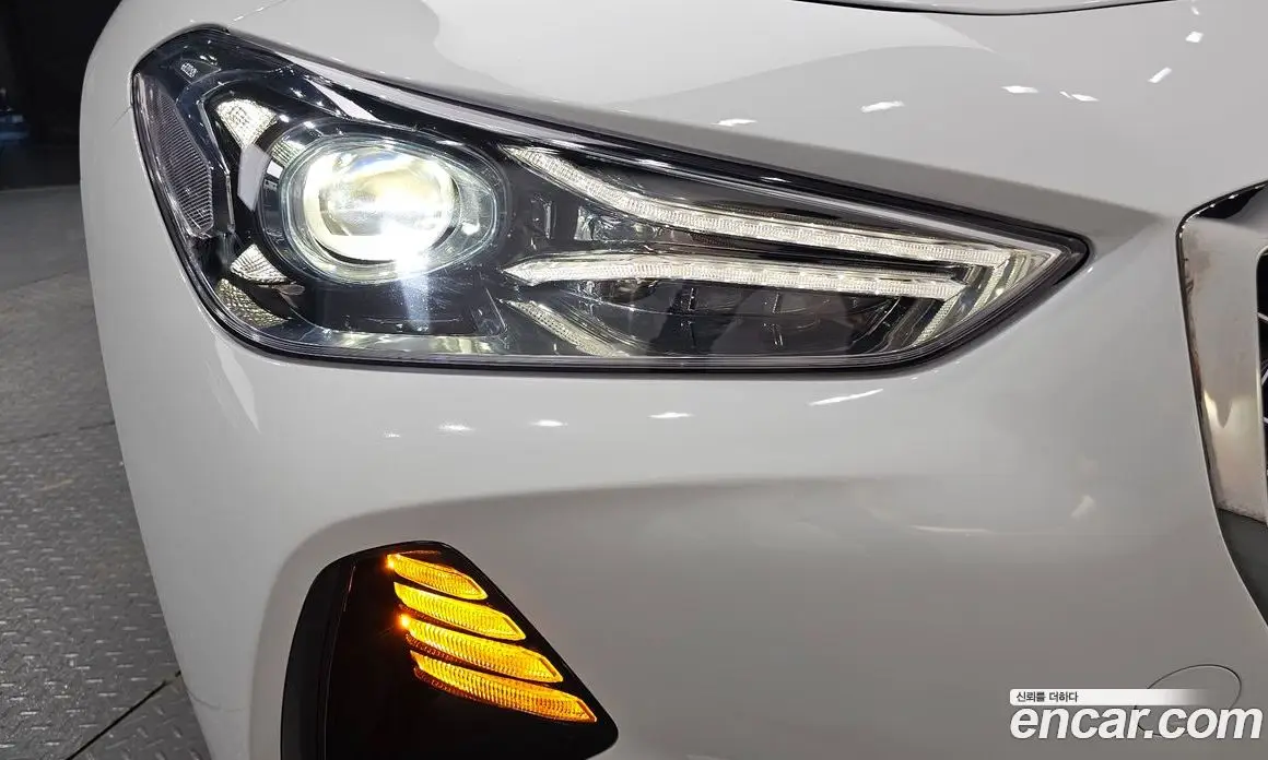 Genesis G70 2019 2.0 автомат (гидро), фото 8