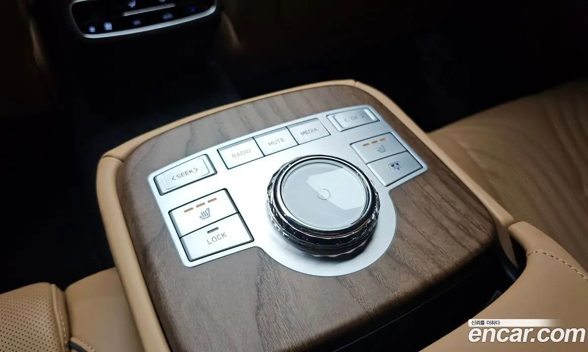 Genesis G80 2023 2.5 автомат (гидро), фото 19