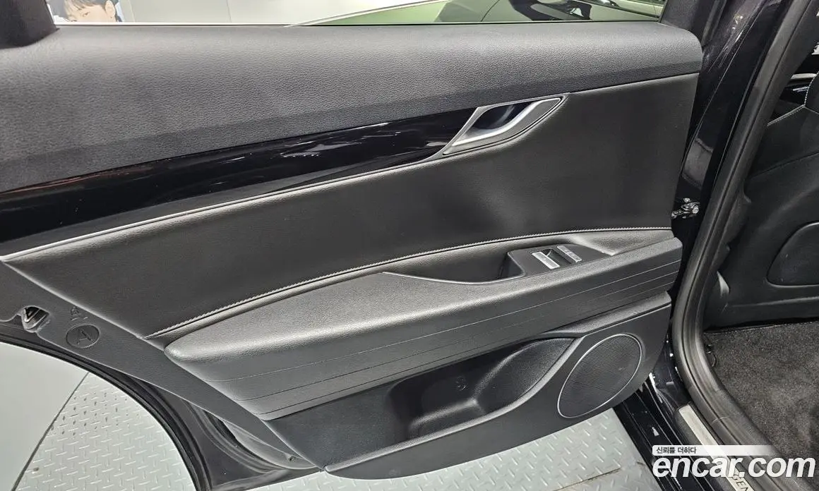 Genesis G80 2023 2.5 автомат (гидро), фото 15
