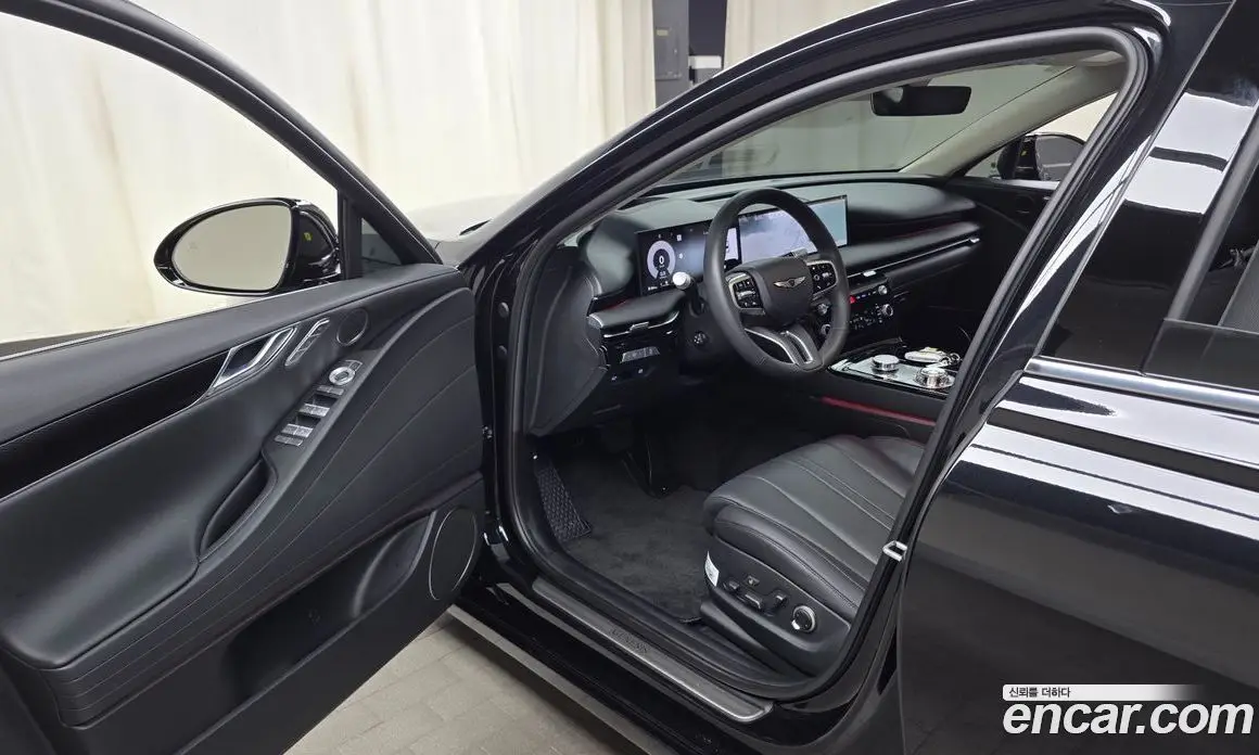 Genesis G80 2025 2.5 автомат (гидро), фото 13