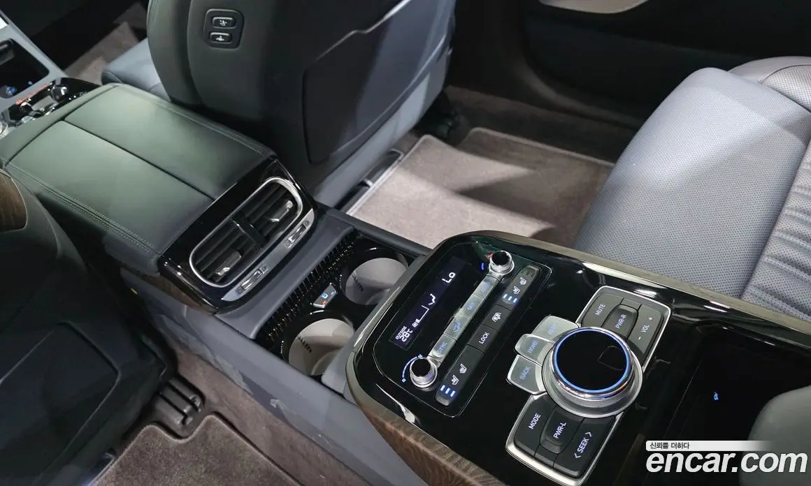 Genesis G90 2019 5.0 автомат (гидро), фото 29