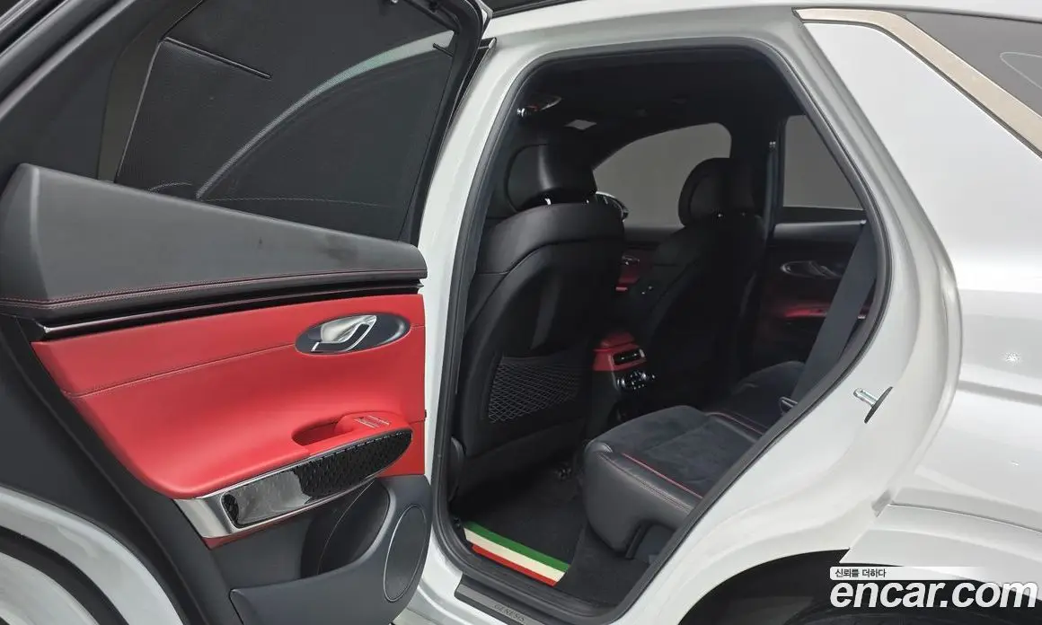Genesis GV70 2021 2.5 автомат (гидро), фото 16