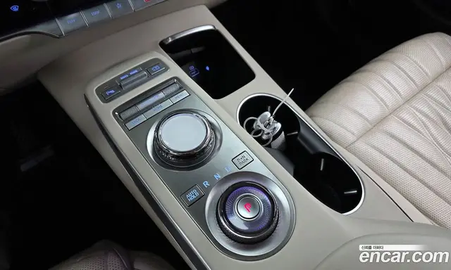 Genesis GV70 2023 2.5 автомат (гидро), миниатюра 9