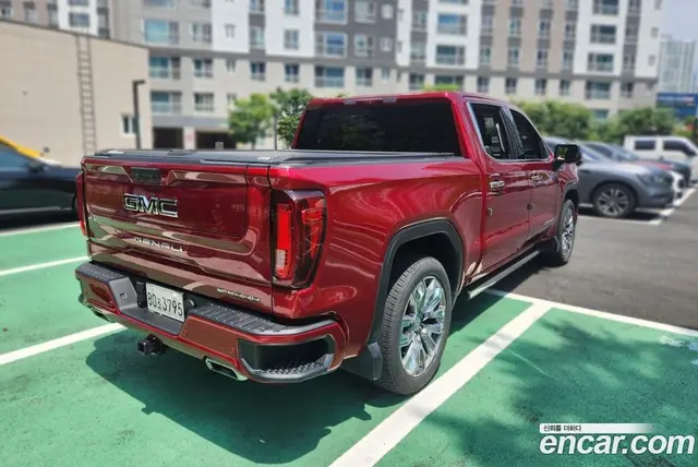 GMC Sierra 2023 6.2 автомат (гидро), миниатюра 3