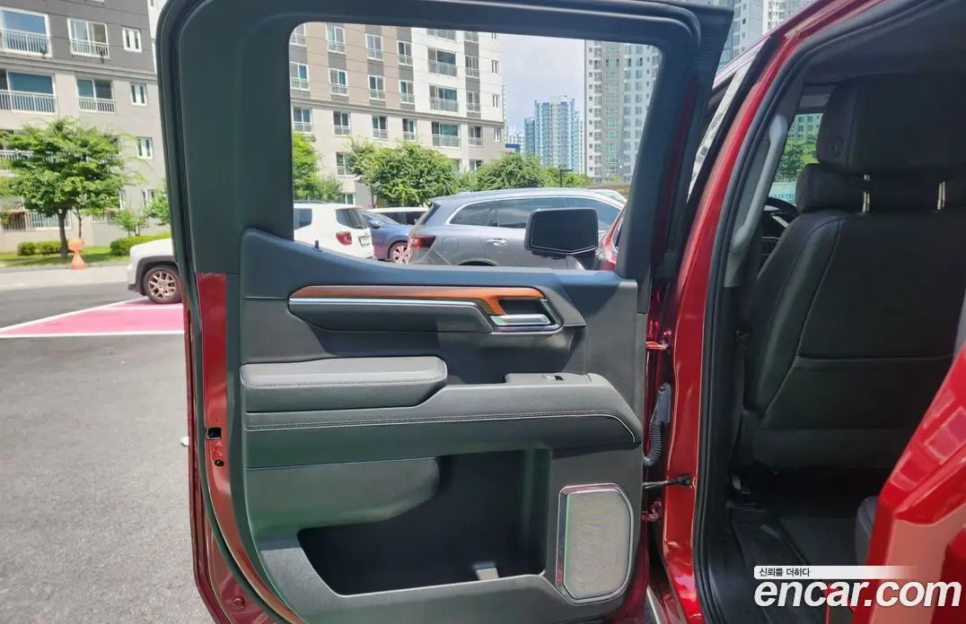 GMC Sierra 2023 6.2 автомат (гидро), фото 7