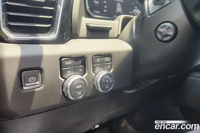 GMC Sierra 2023 6.2 автомат (гидро), миниатюра 10